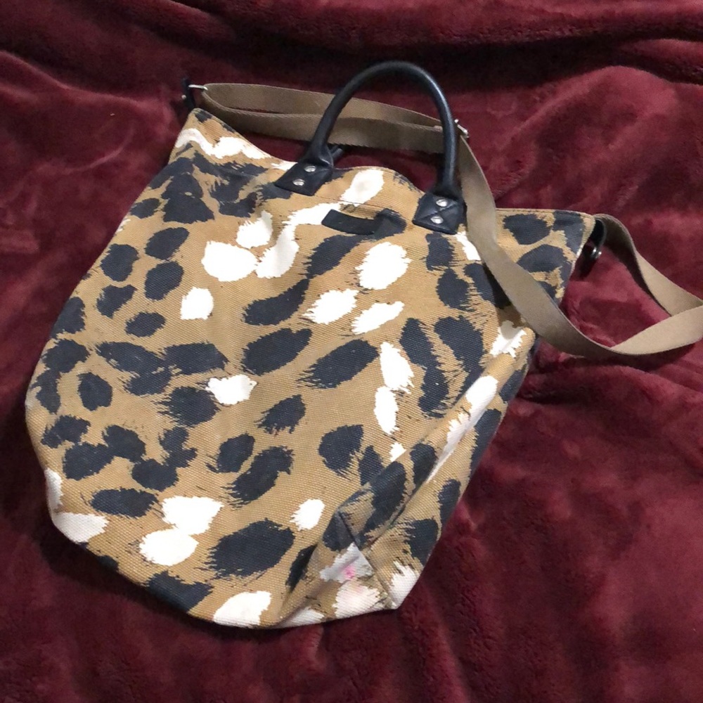 Cool print Diane von Furstenberg DVF crossbody bag